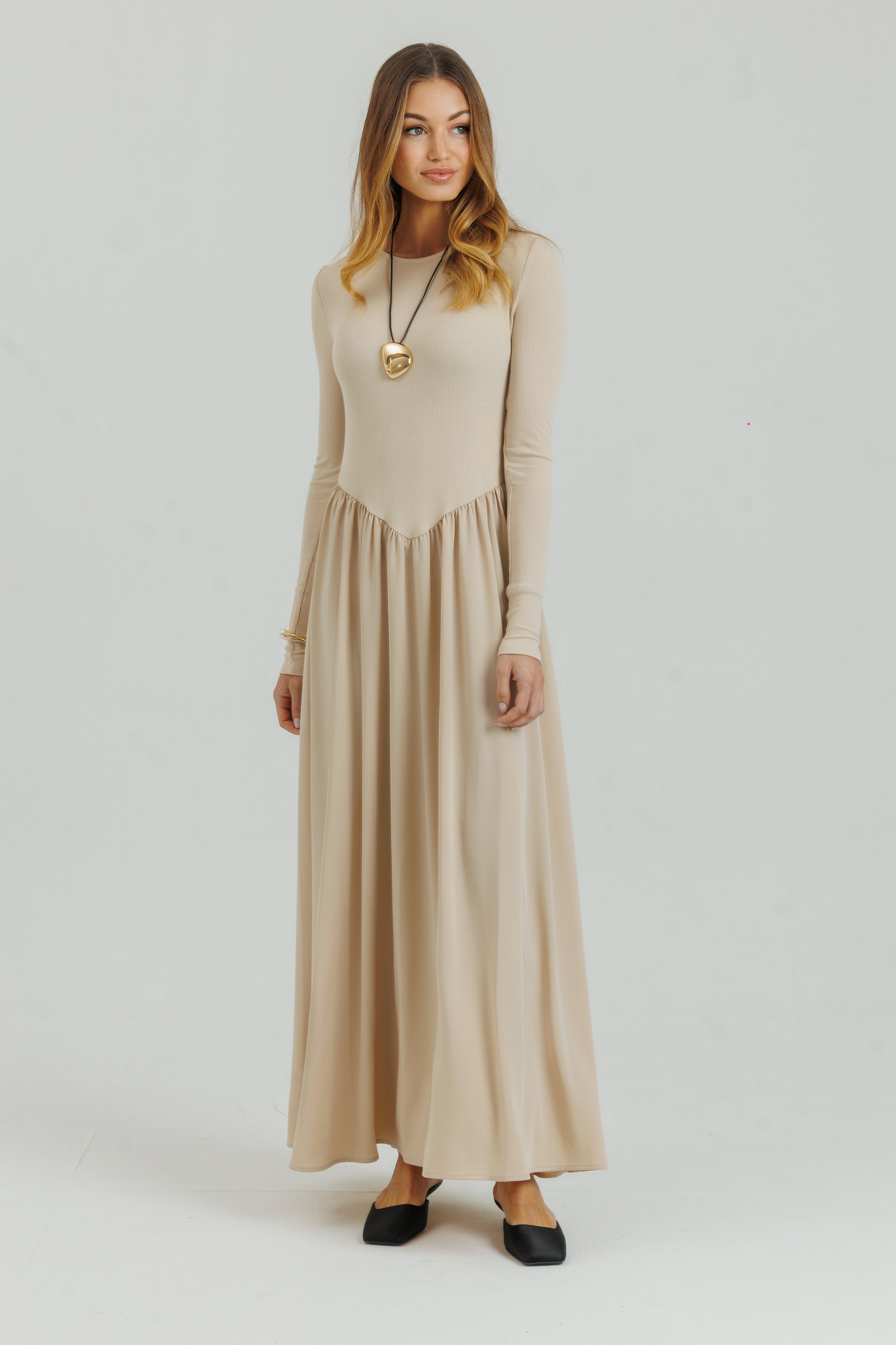 V maxi Dress Cream M