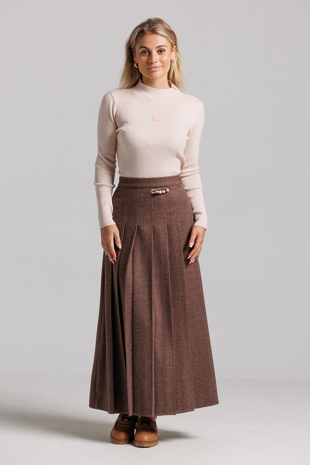 Tweed Pin Pleated Skirt - Brown